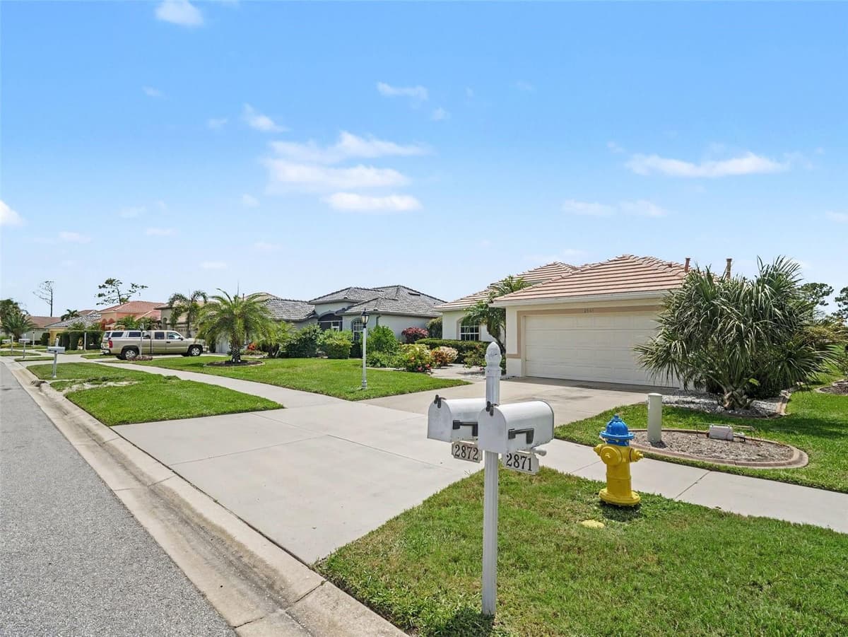 2885 ROYAL PALM DRIVE — photo 4 of 35