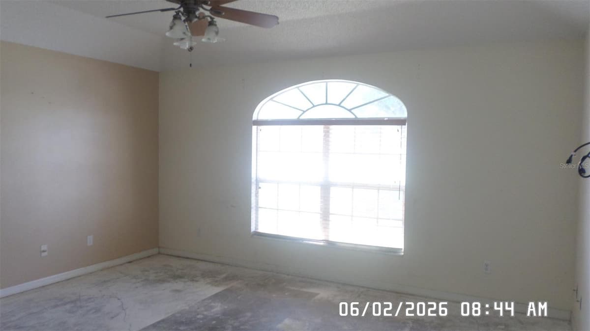 1638 AKRON DRIVE — photo 4 of 16