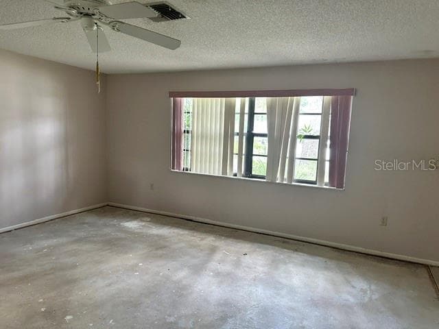 7812 ROYAL HART DRIVE — photo 4 of 6