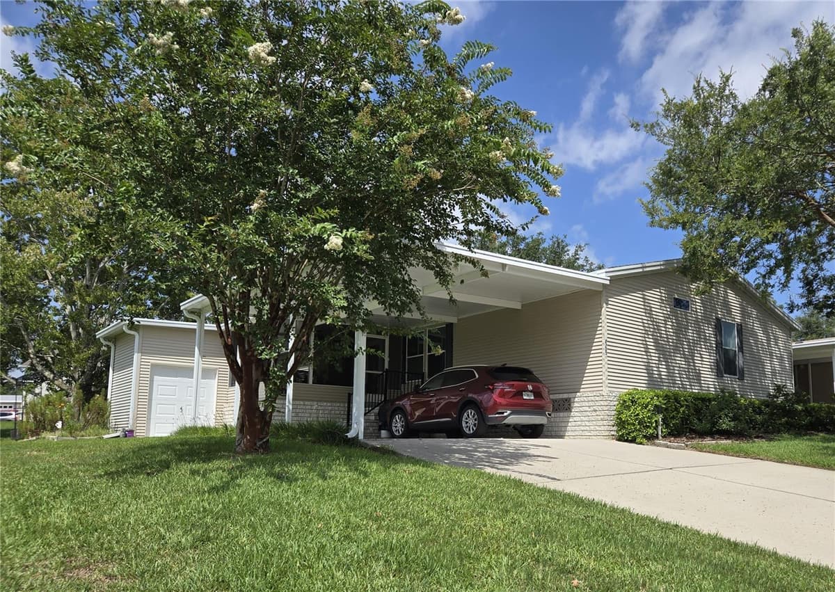 2723 LAKE GRASSMERE CIRCLE — photo 2 of 29