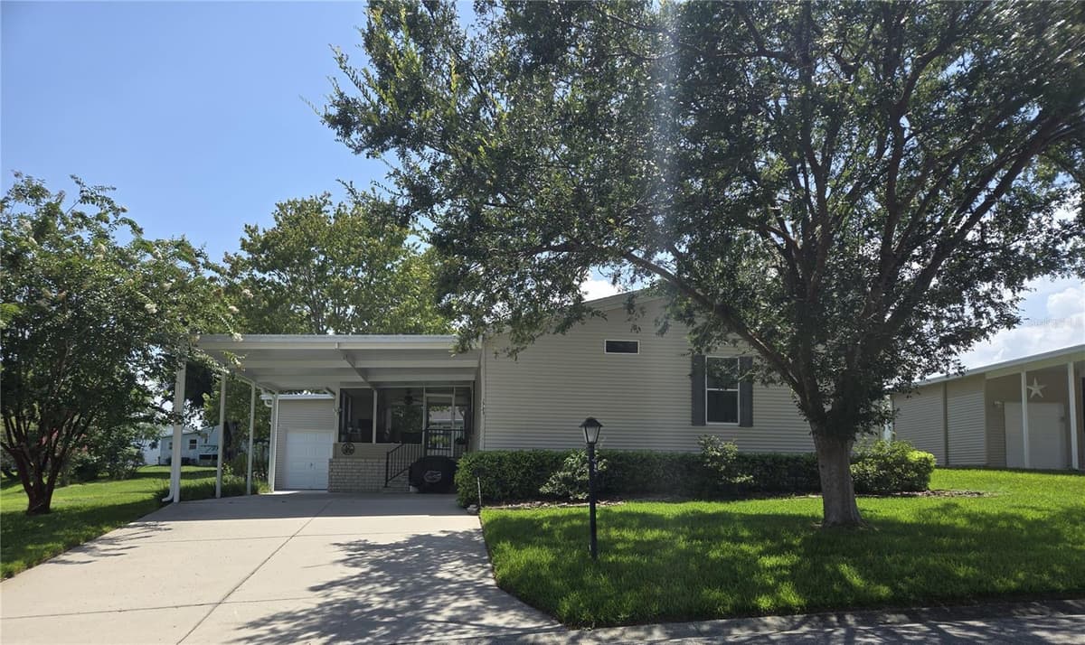 2723 LAKE GRASSMERE CIRCLE — photo 1 of 29