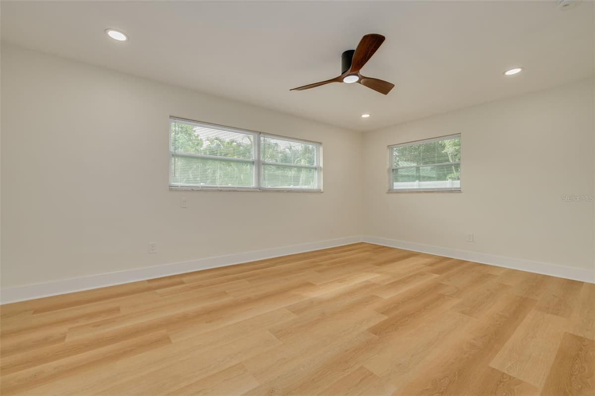 2065 ENVOY COURT — photo 21 of 46
