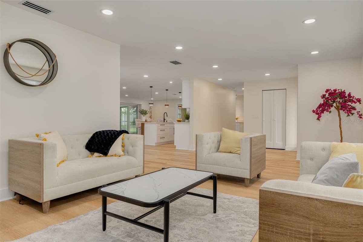 2065 ENVOY COURT — photo 14 of 46