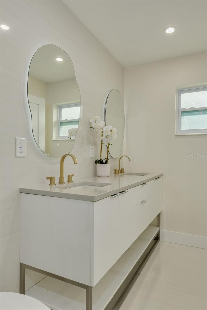 2065 ENVOY COURT — photo 17 of 46