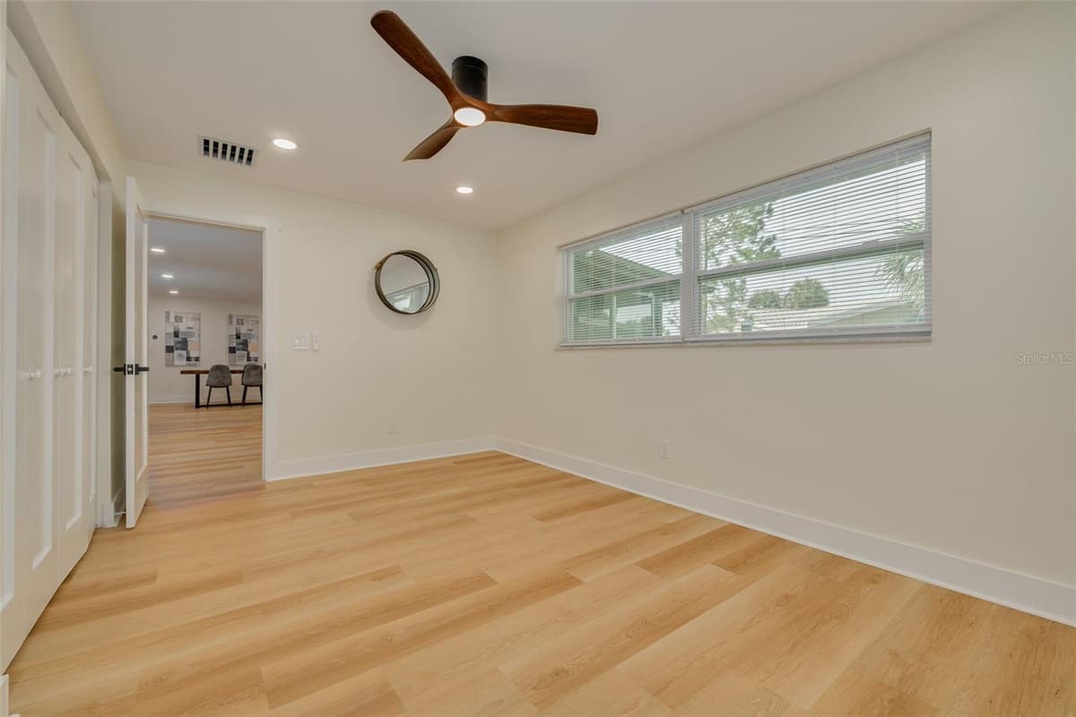 2065 ENVOY COURT — photo 35 of 46