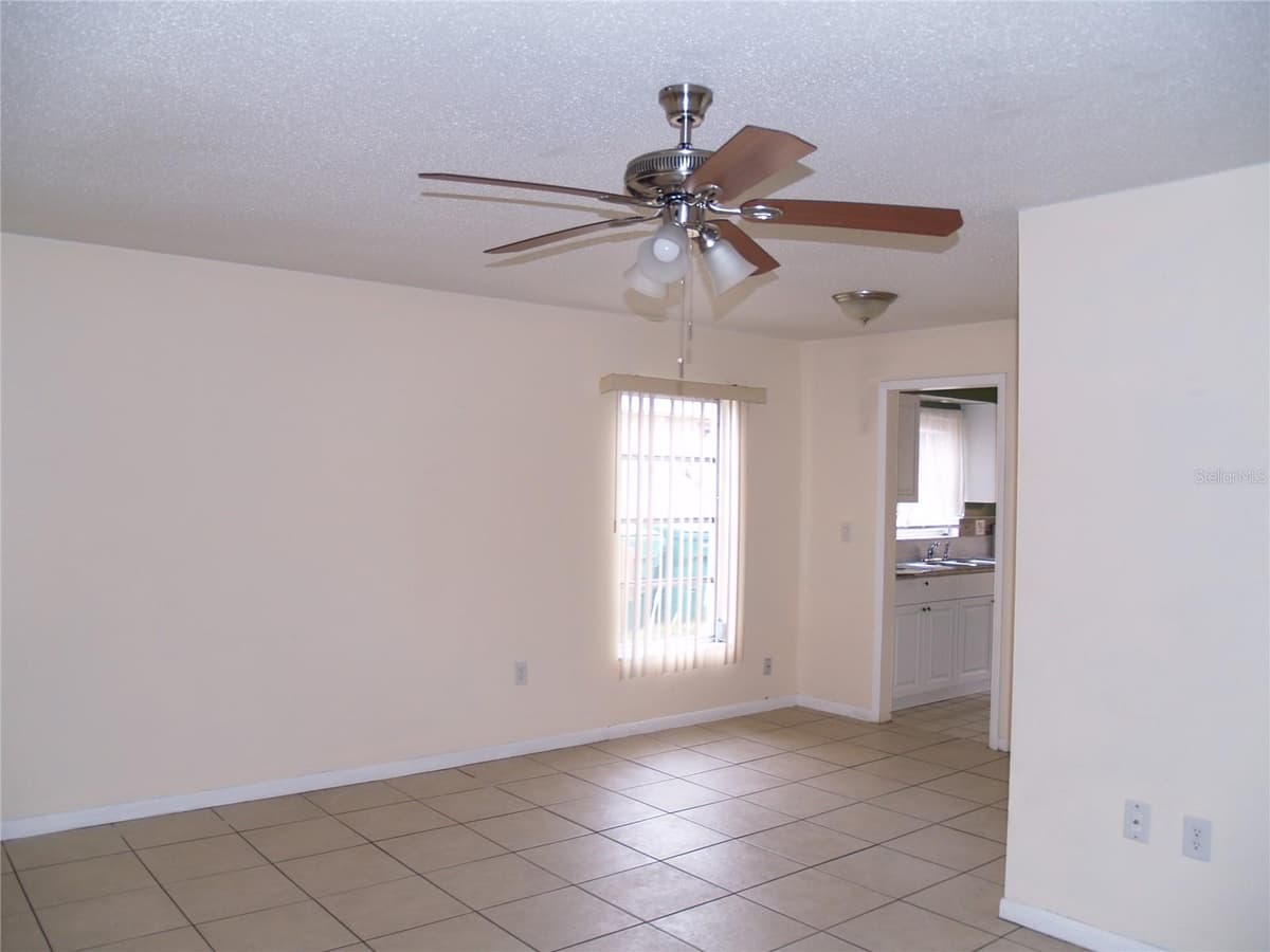 21306 STILLWATER AVENUE — photo 4 of 61