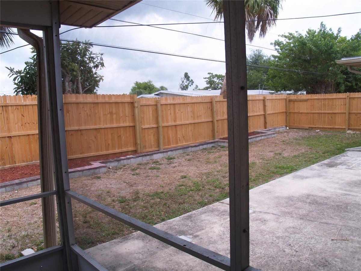 21306 STILLWATER AVENUE — photo 59 of 61