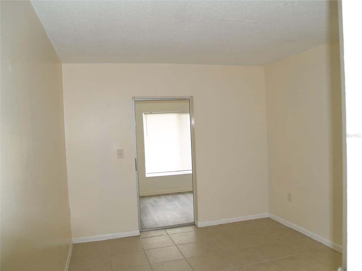 21306 STILLWATER AVENUE — photo 32 of 61
