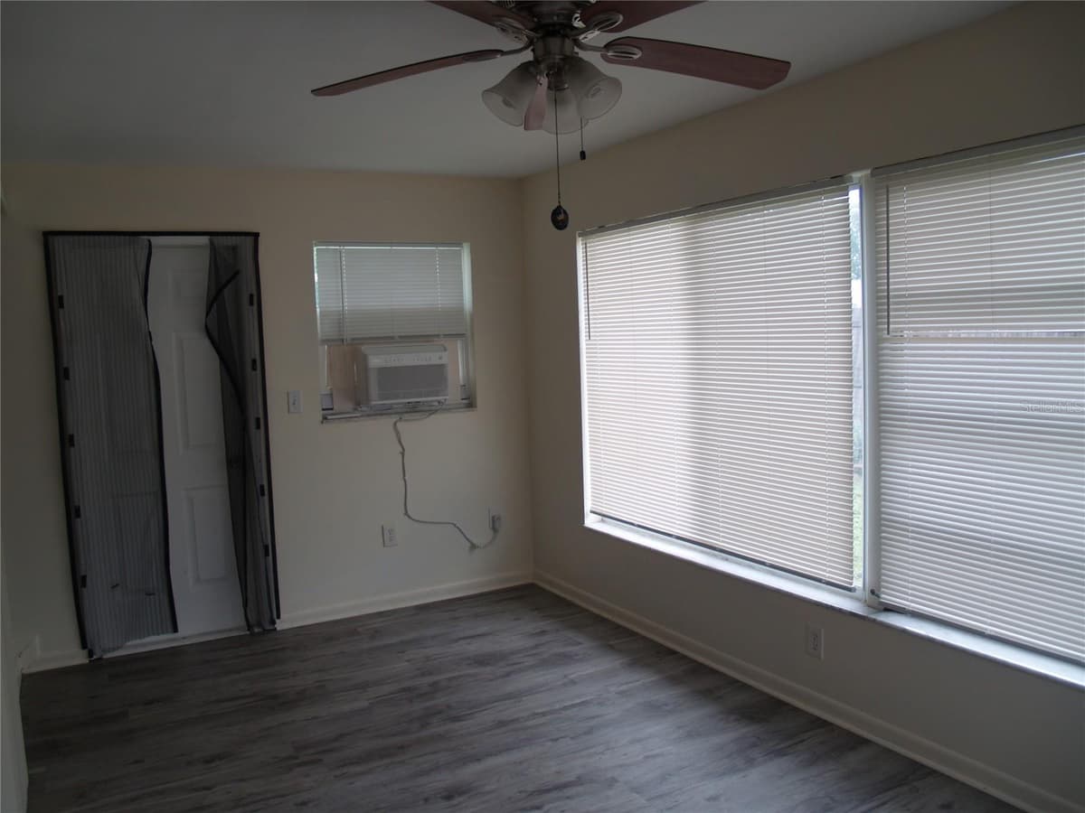 21306 STILLWATER AVENUE — photo 30 of 61