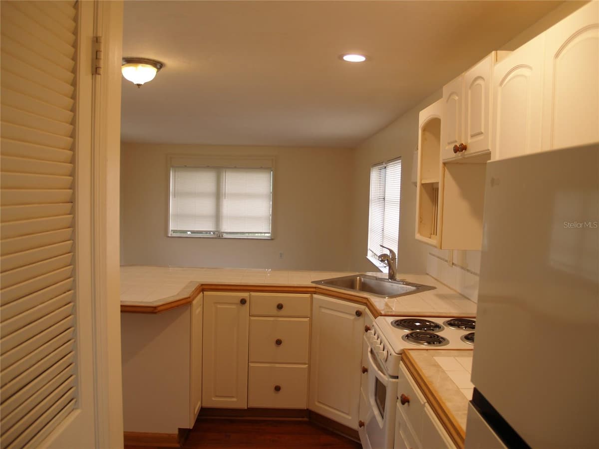 21306 STILLWATER AVENUE — photo 49 of 61