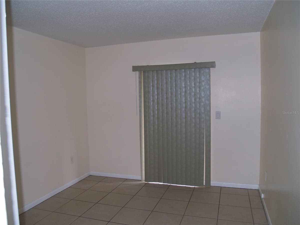 21306 STILLWATER AVENUE — photo 13 of 61