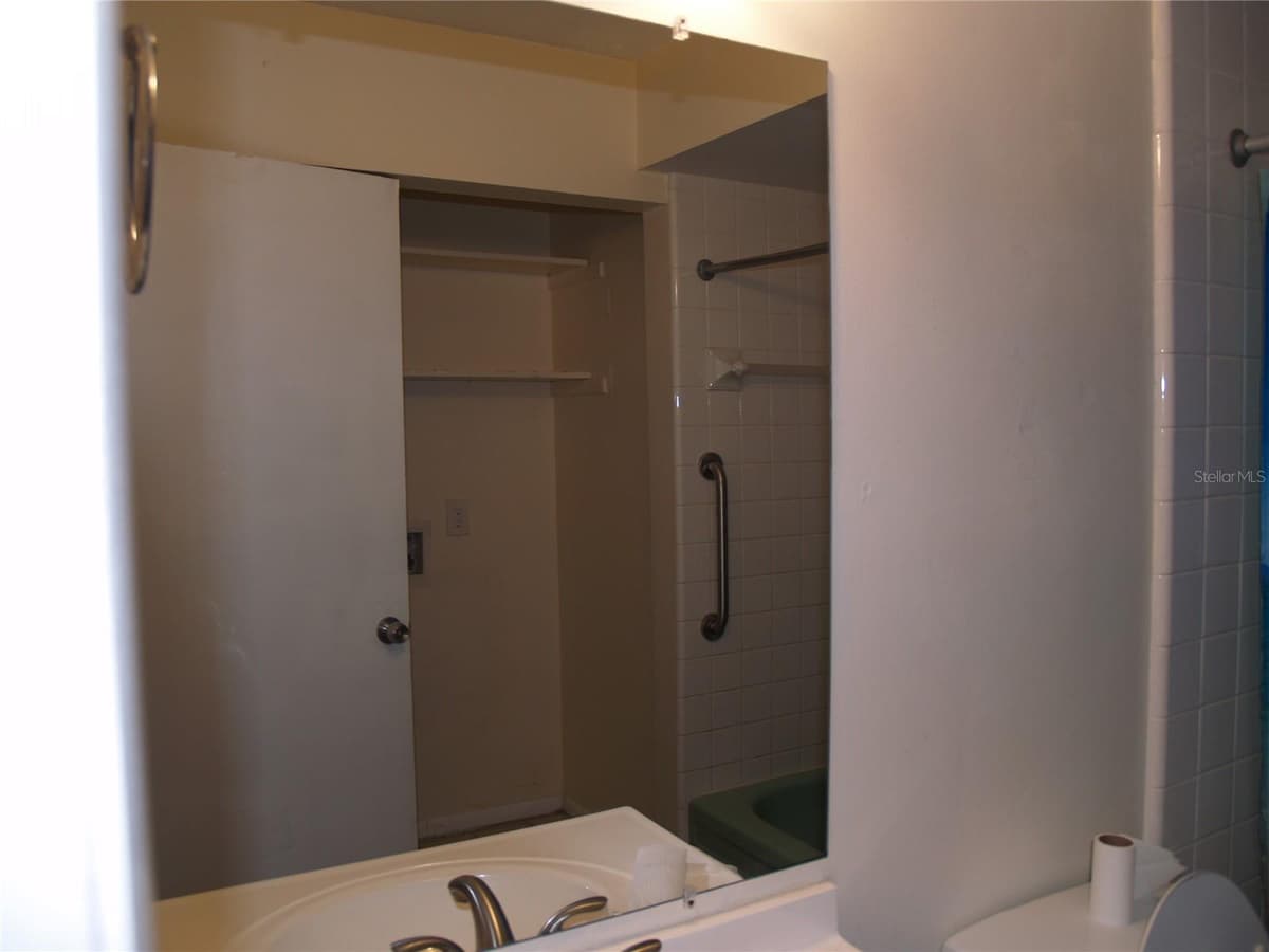 21306 STILLWATER AVENUE — photo 16 of 61
