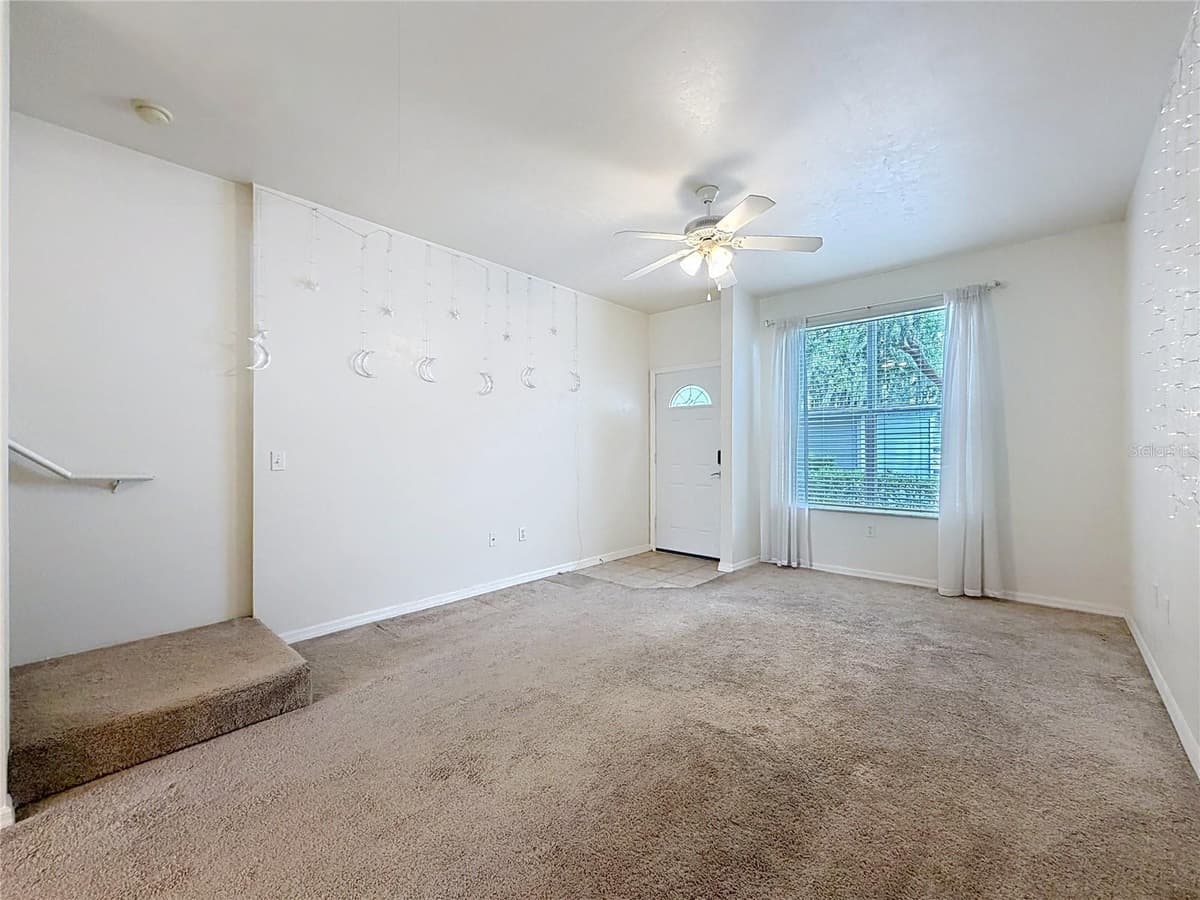 3920 20TH AVENUE — photo 4 of 38