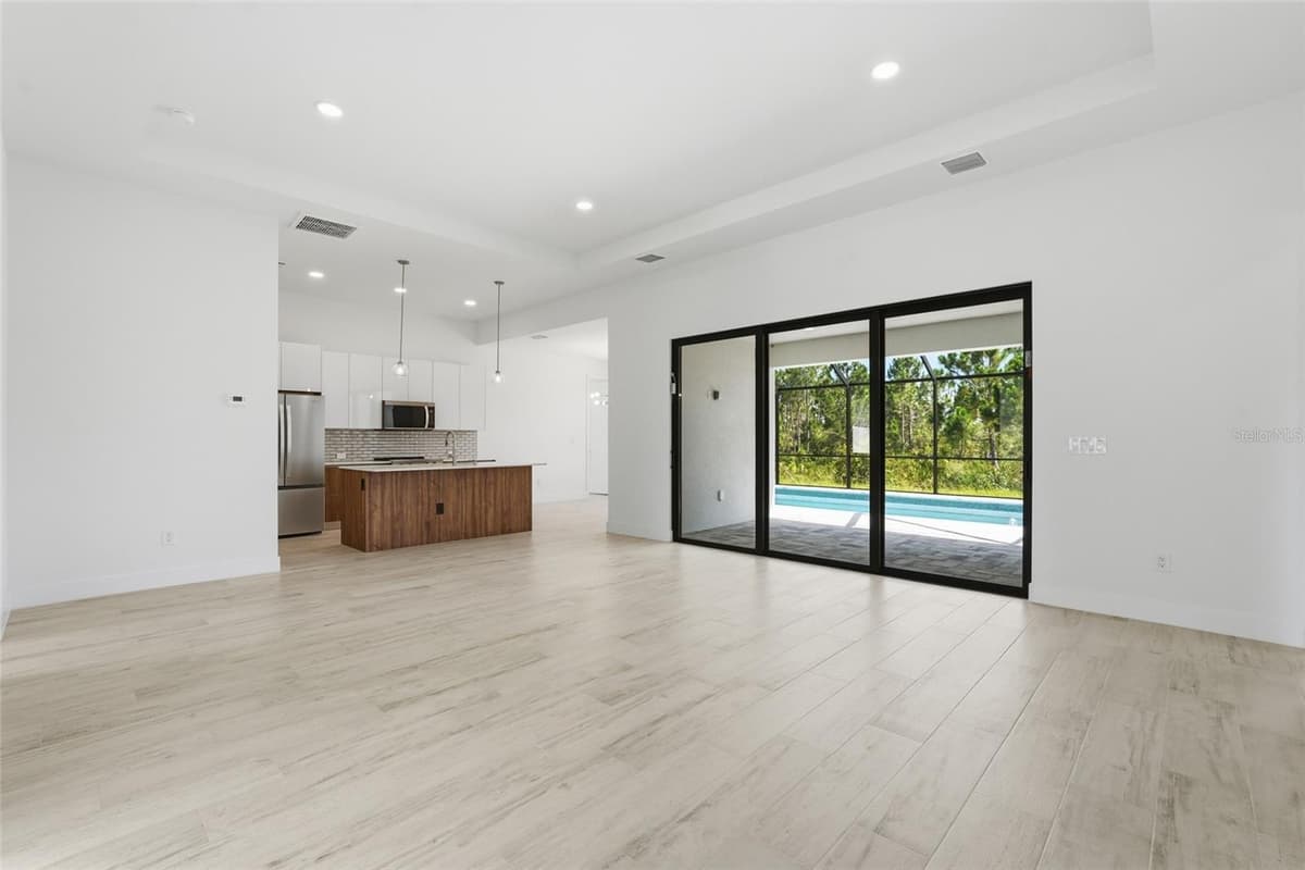 14041 NEWSON LANE — photo 9 of 43