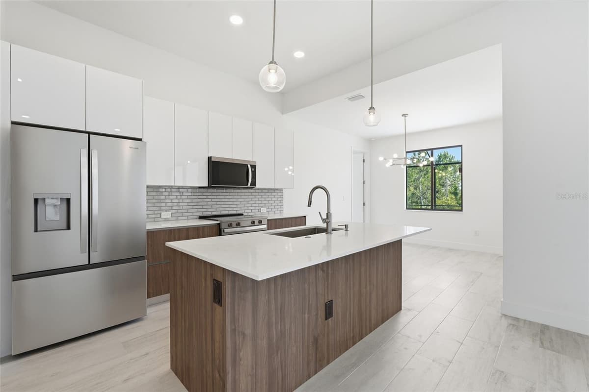 14041 NEWSON LANE — photo 13 of 43