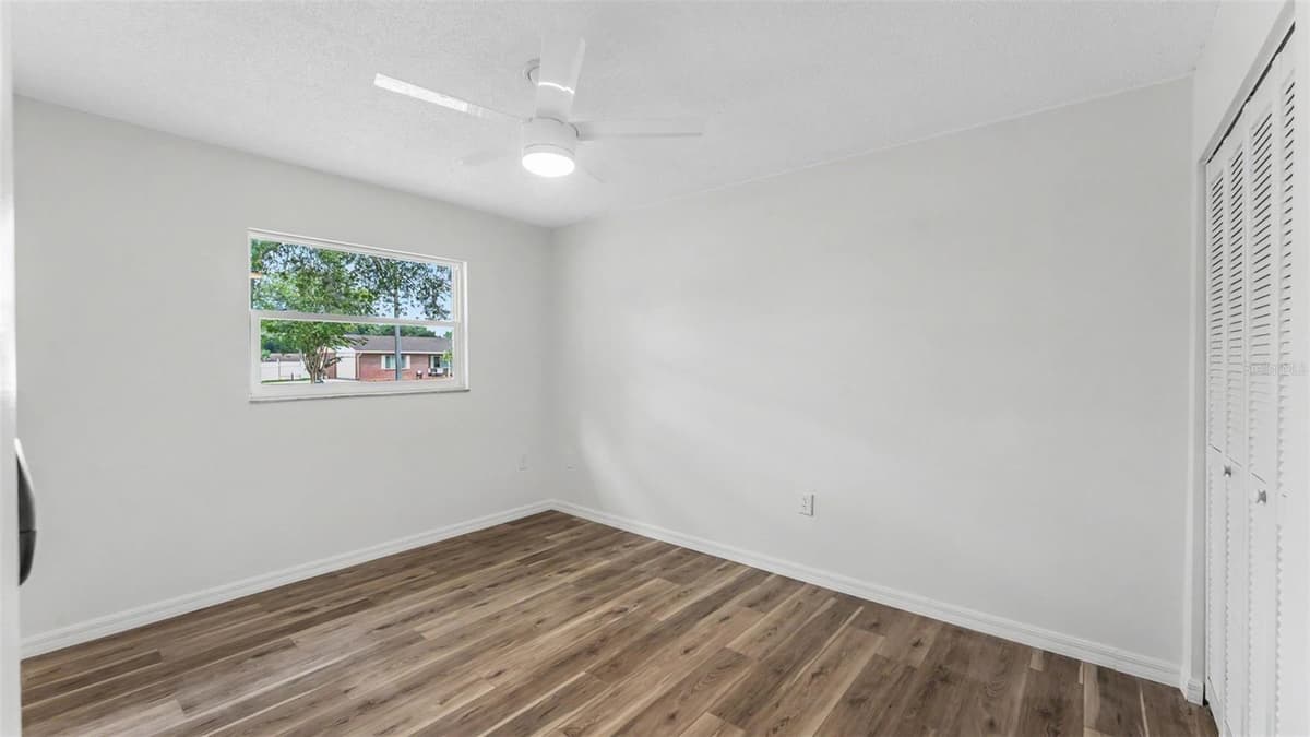 7209 GROVE WAY — photo 16 of 31