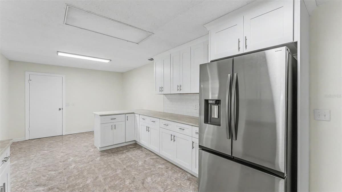 7209 GROVE WAY — photo 9 of 31