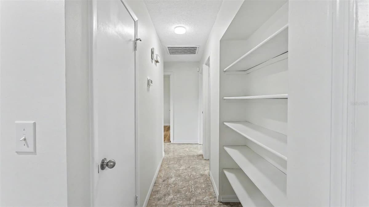 7209 GROVE WAY — photo 15 of 31