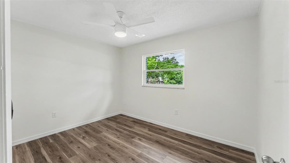7209 GROVE WAY — photo 18 of 31
