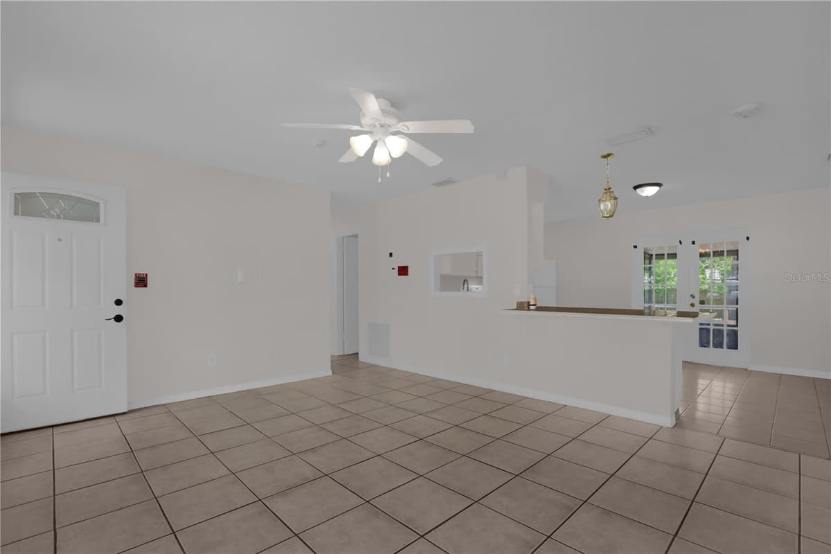 1349 WISCONSIN AVENUE — photo 4 of 38