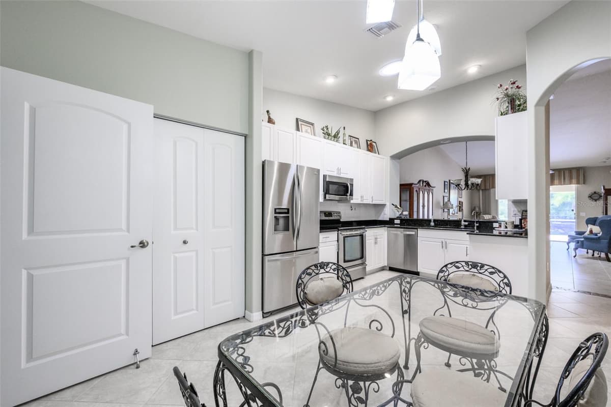327 MONACO DRIVE — photo 12 of 56