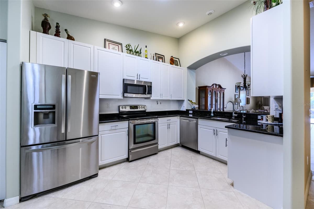327 MONACO DRIVE — photo 14 of 56