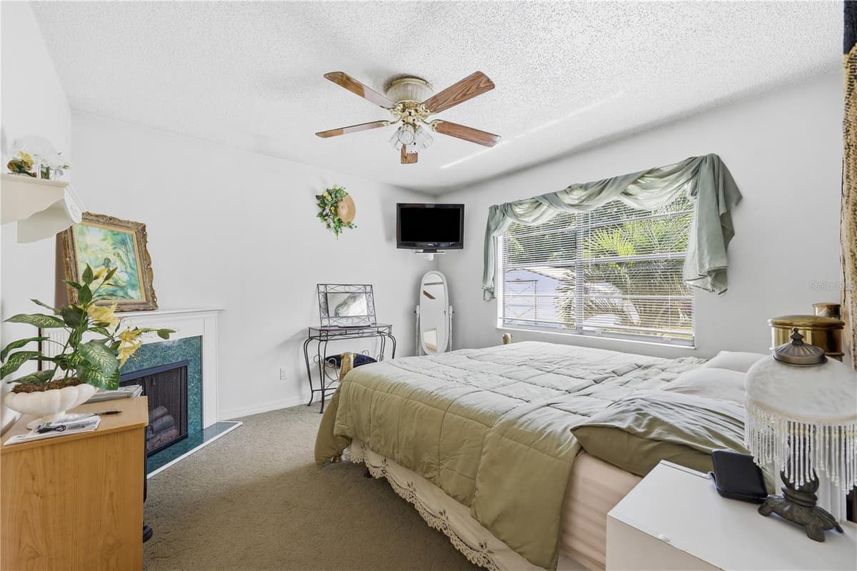 44144 DOLLYS WAY — photo 17 of 42