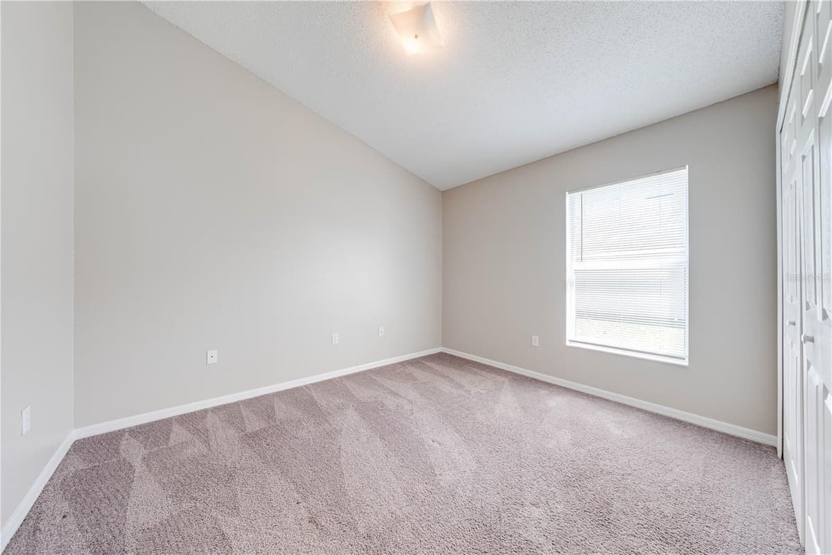 119 SOUTHAMPTON DRIVE — photo 17 of 31