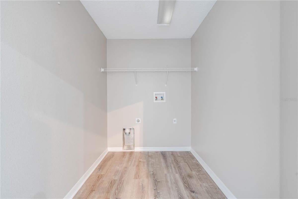 119 SOUTHAMPTON DRIVE — photo 22 of 31