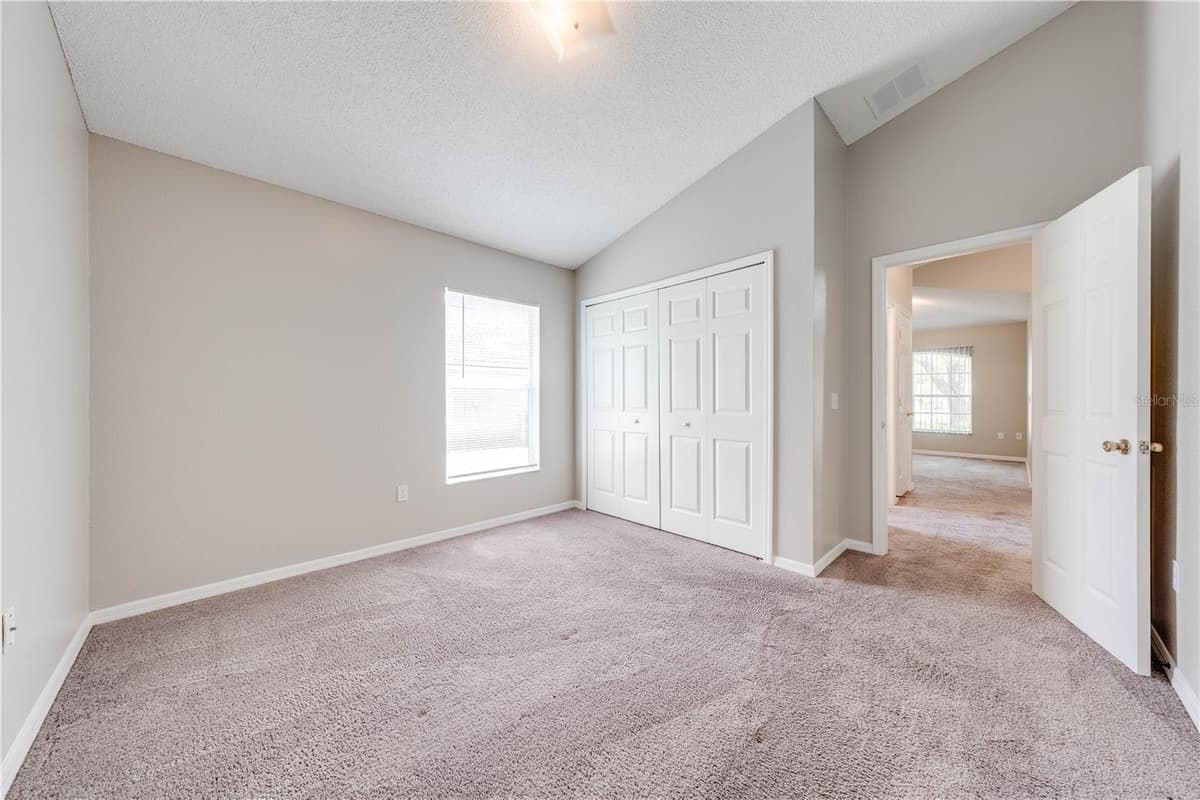 119 SOUTHAMPTON DRIVE — photo 16 of 31
