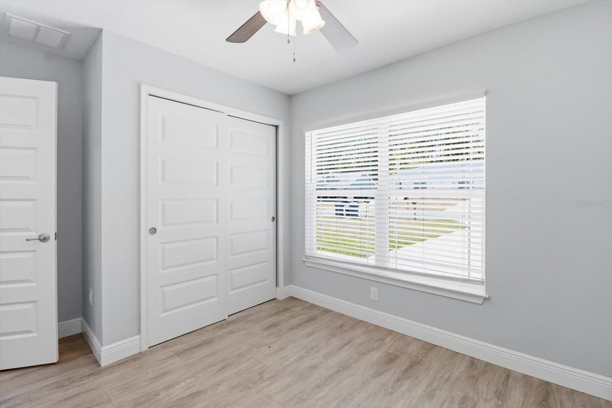 9371/9373 PEACHTREE WAY — photo 18 of 39