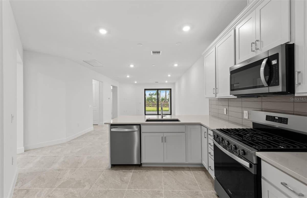 14232 EAGLE BRANCH DRIVE — photo 17 of 31