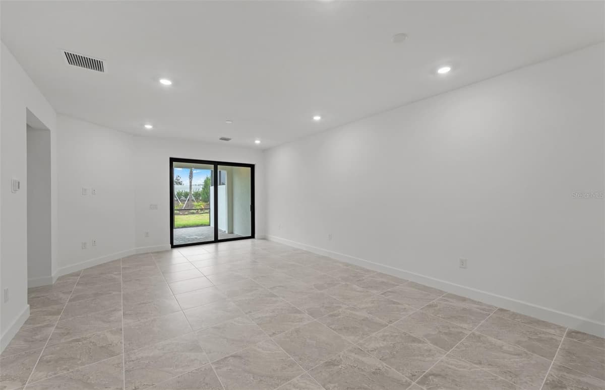 14232 EAGLE BRANCH DRIVE — photo 12 of 31