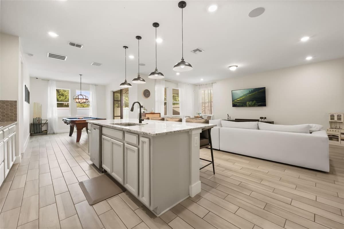 2286 MARSH SEDGE LANE — photo 4 of 41