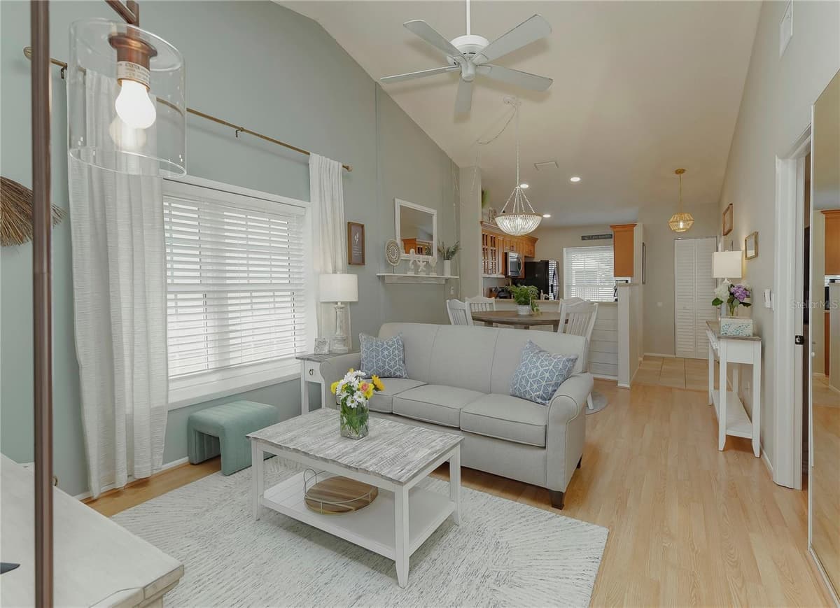 12223 SUN VISTA COURT — photo 12 of 43