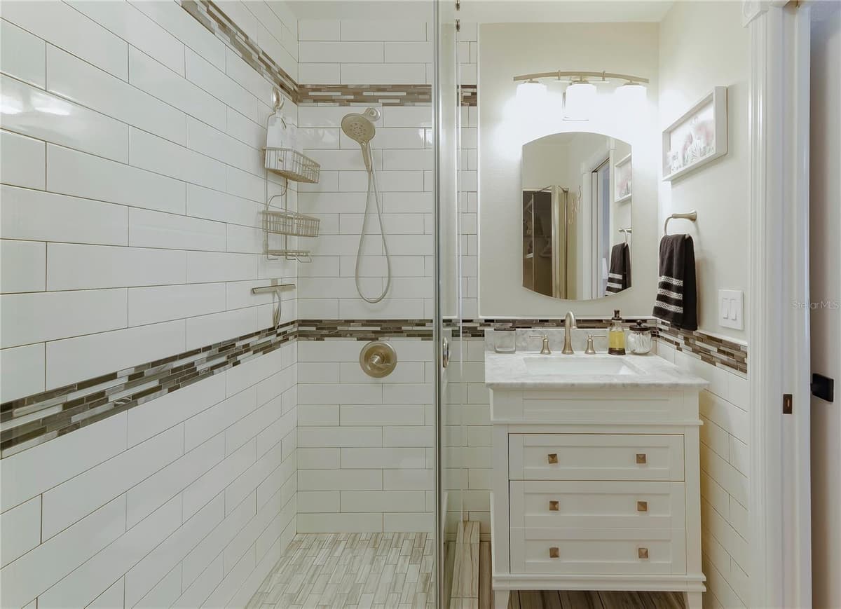 12223 SUN VISTA COURT — photo 18 of 43
