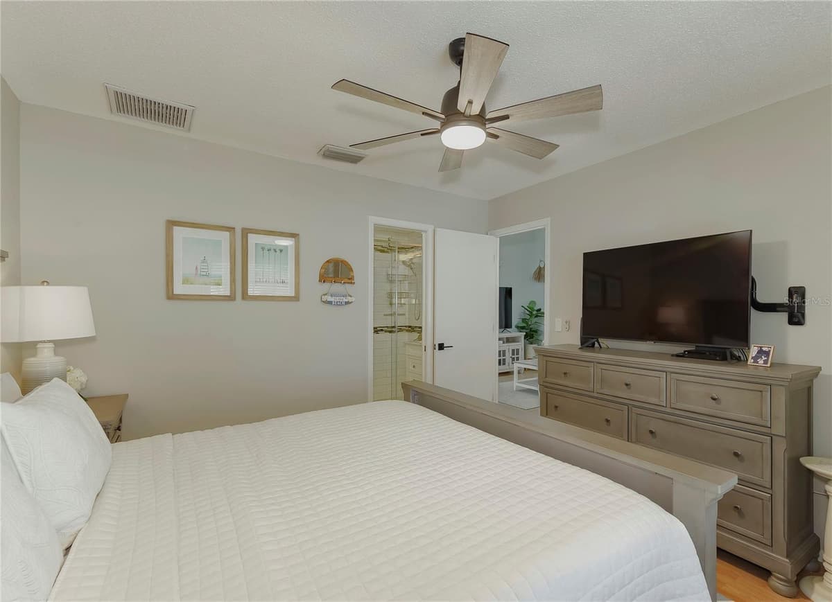 12223 SUN VISTA COURT — photo 17 of 43
