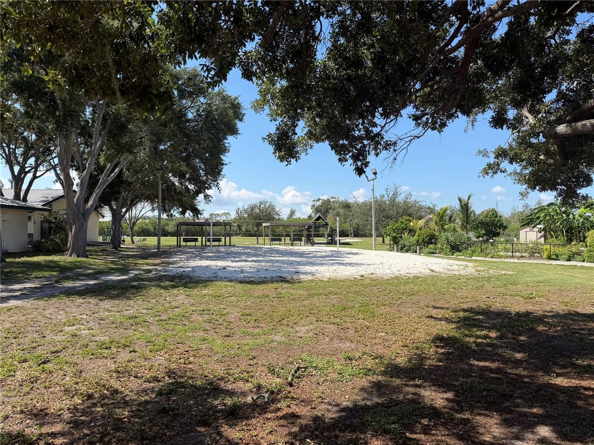 744 FLAMINGO DRIVE — photo 42 of 45