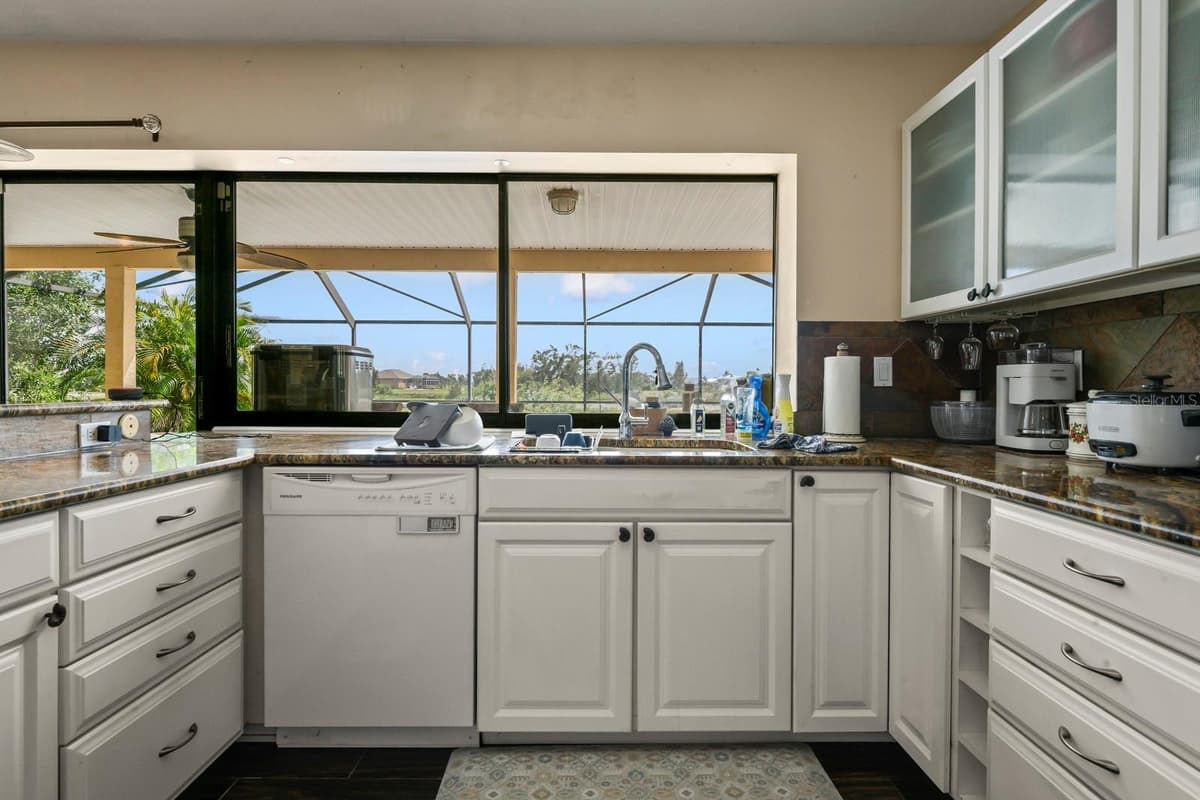 744 FLAMINGO DRIVE — photo 13 of 45