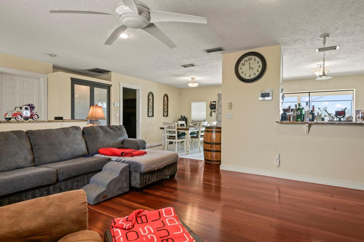 744 FLAMINGO DRIVE — photo 22 of 45