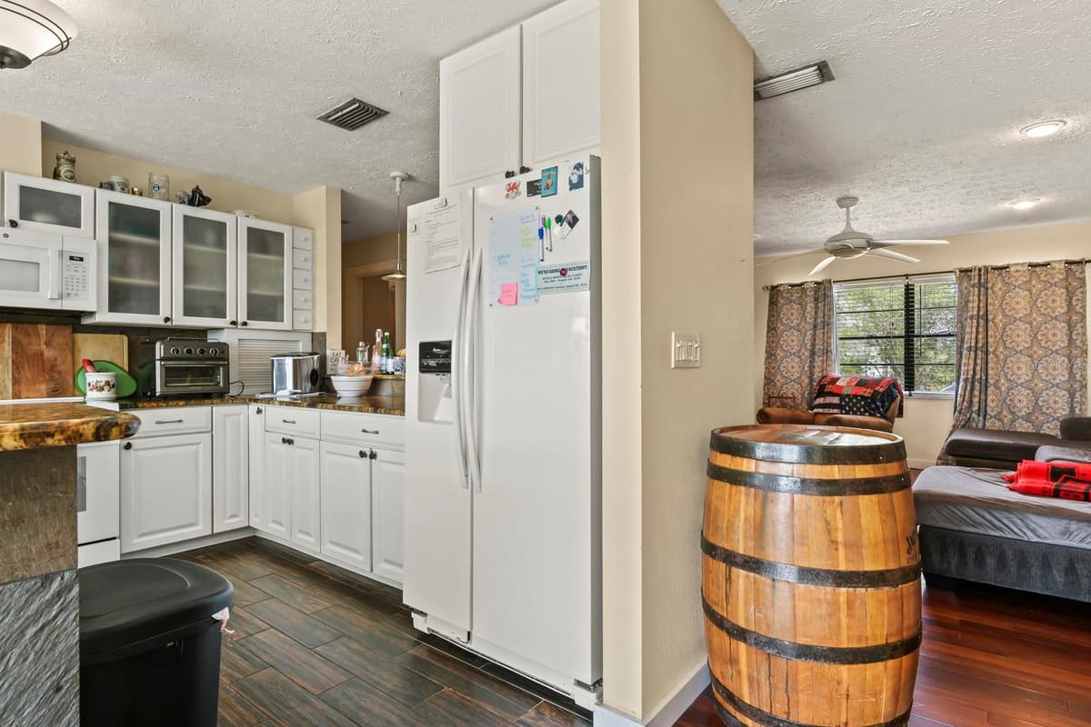 744 FLAMINGO DRIVE — photo 15 of 45