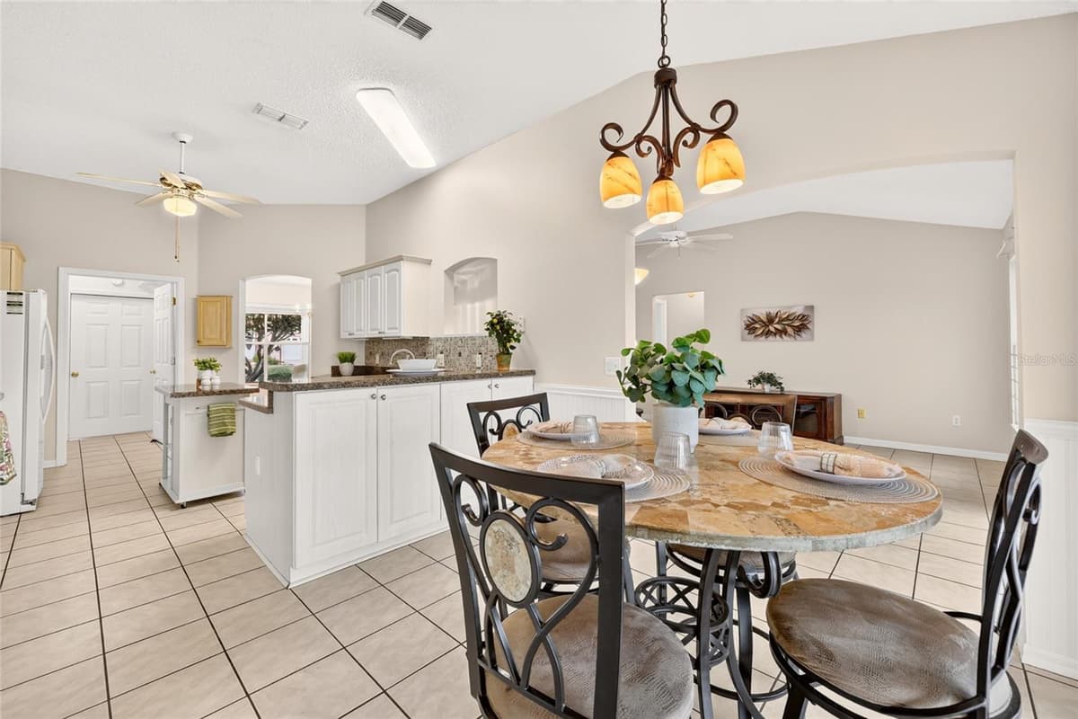 1719 CARRERA DRIVE — photo 11 of 39