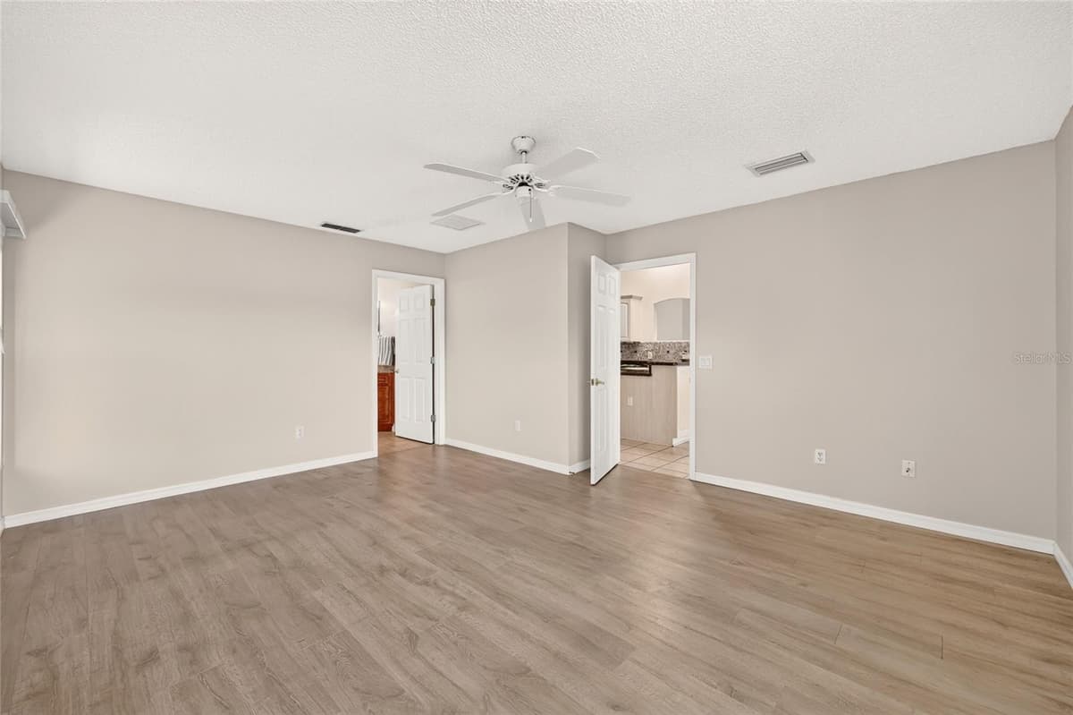 1719 CARRERA DRIVE — photo 16 of 39