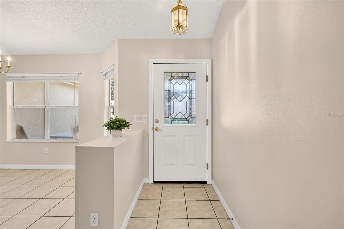 1719 CARRERA DRIVE — photo 5 of 39