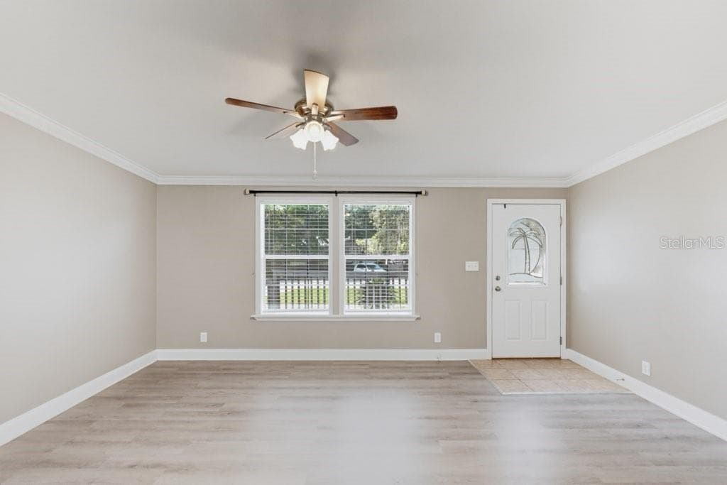 2516 MOBILAIRE DRIVE — photo 4 of 58