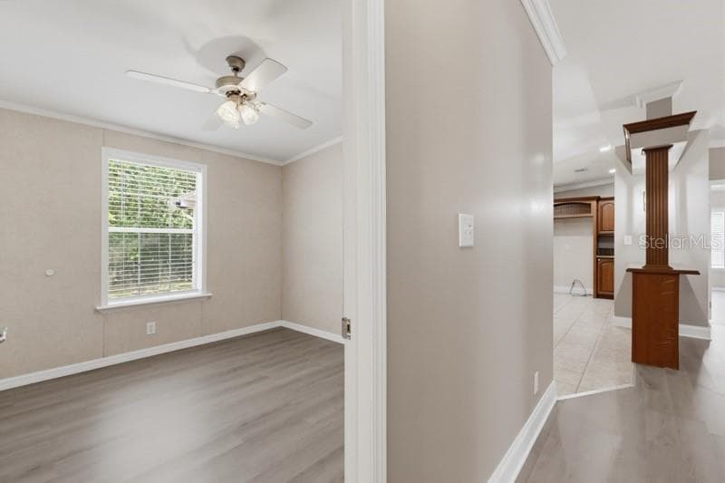 2516 MOBILAIRE DRIVE — photo 34 of 58