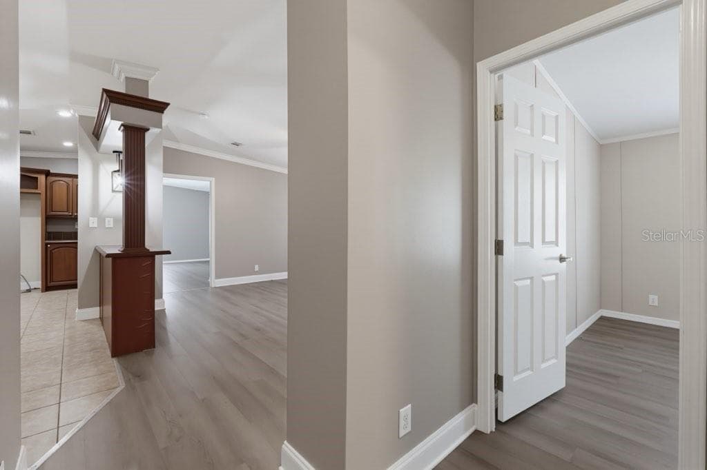 2516 MOBILAIRE DRIVE — photo 35 of 58