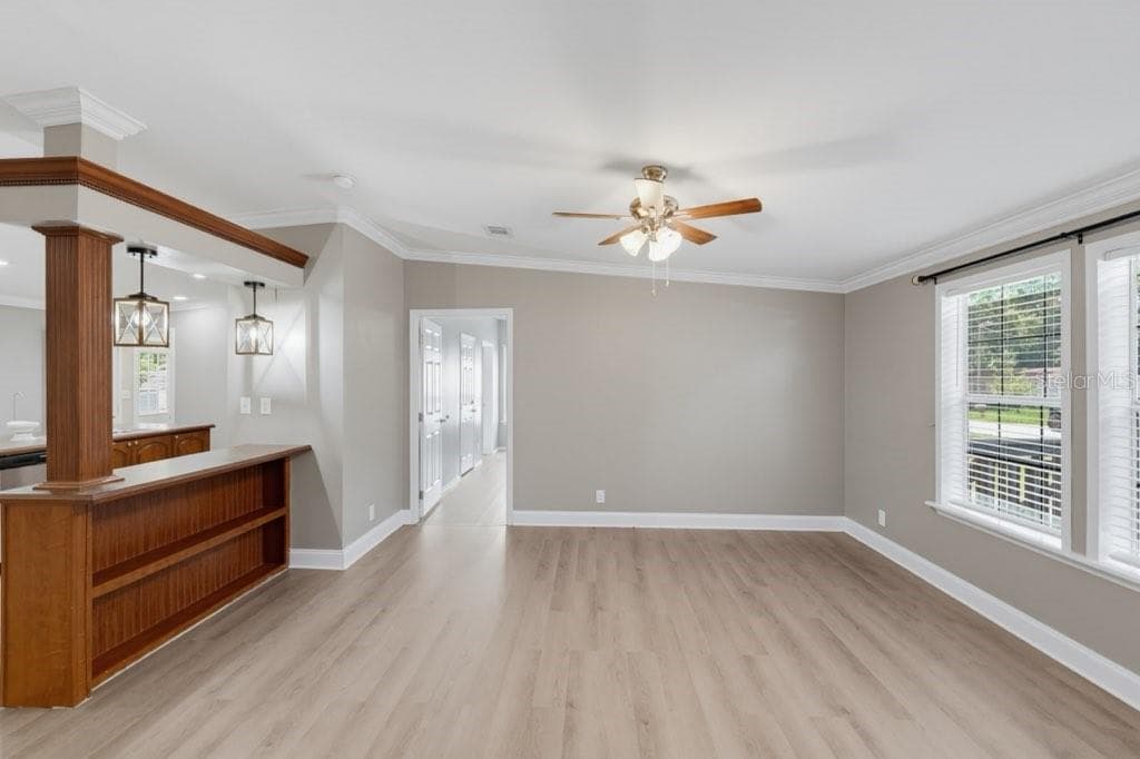 2516 MOBILAIRE DRIVE — photo 6 of 58