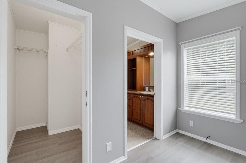 2516 MOBILAIRE DRIVE — photo 20 of 58