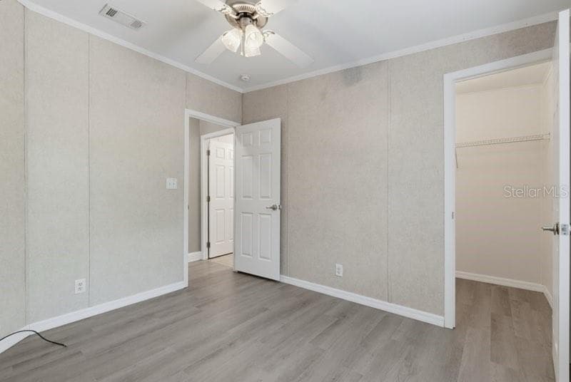 2516 MOBILAIRE DRIVE — photo 31 of 58